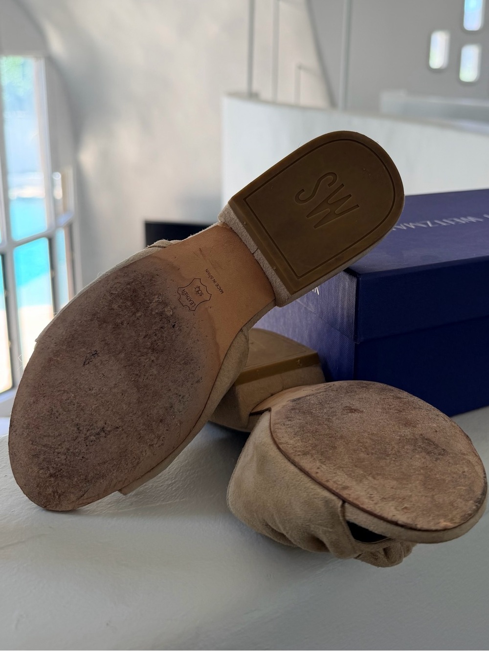 Stuart Weitzman Mojave Suede Sandals 🌞 - Picture 4 of 5